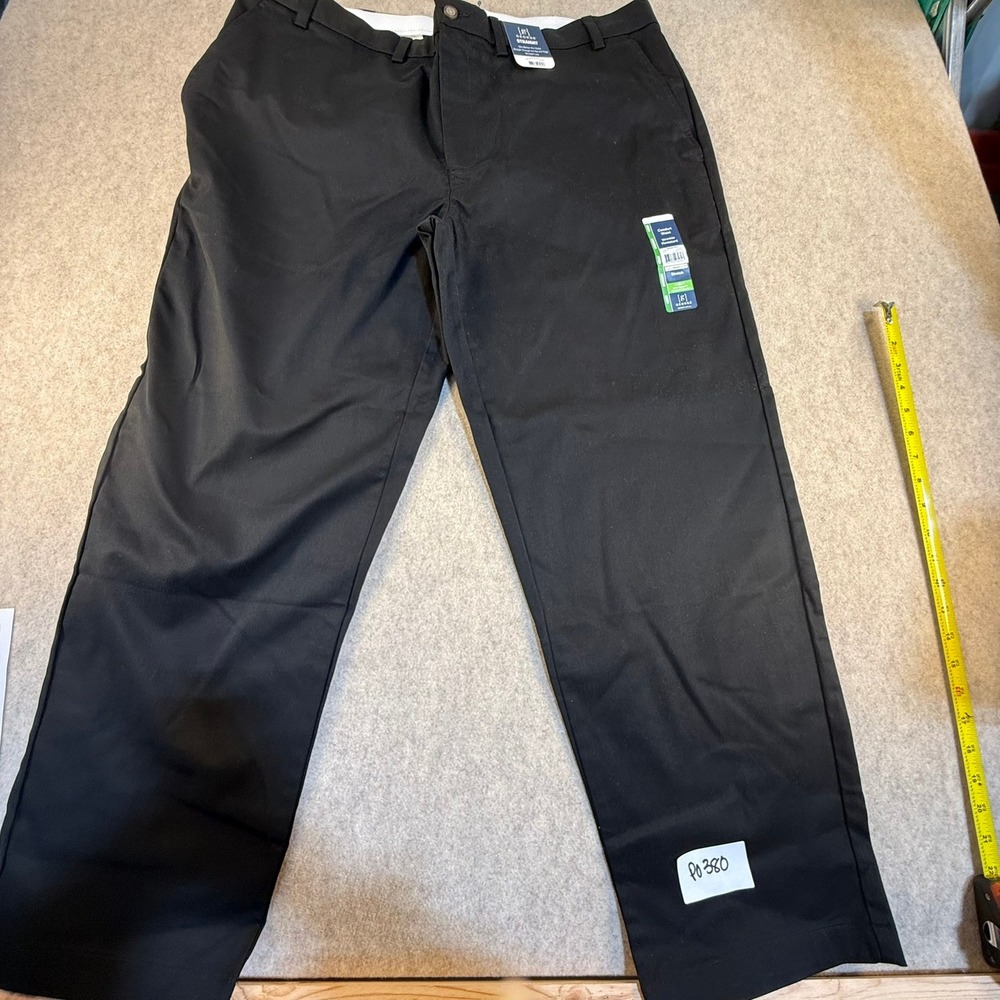 NWT George Men Premium Khaki Pant 44x30 Black Straight Fit Stretch Comfort Waist
